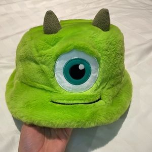 DISNEY TOKYO MIKE WAZOWSKI BUCKET HAT